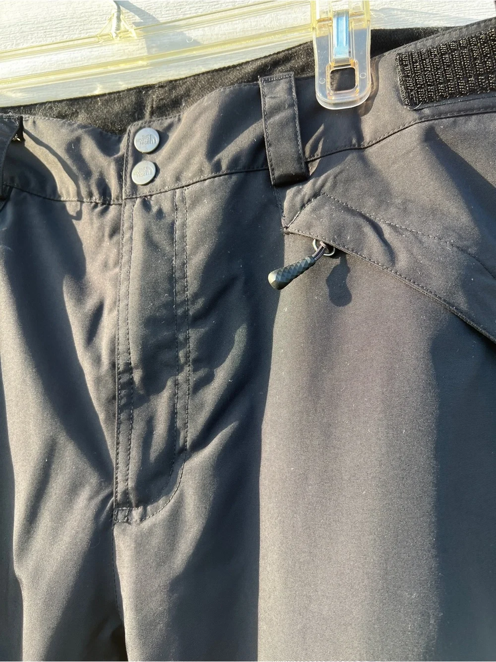 CLEAN The North Face size Large Freedom Insulated Ski Pants Black